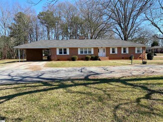 1437 Highway 56 S, Clinton, SC 29325