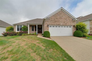 323 Seahawk Dr, Lake Saint Louis, MO 63367