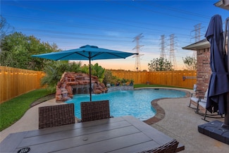 2123 Llerena Ln, League City, TX 77573