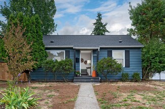 3126 SW 97th St, Seattle, WA 98126