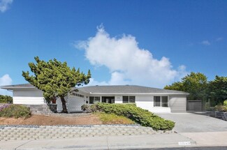 475 Hills Lane Dr, El Cajon, CA 92020