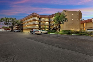 6555 W Broward Blvd Unit 300, Plantation, FL 33317