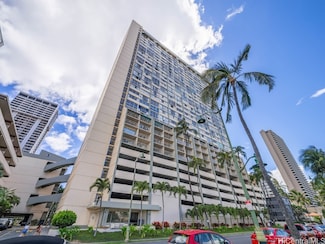 2211 Ala Wai Blvd, Honolulu, HI 96815