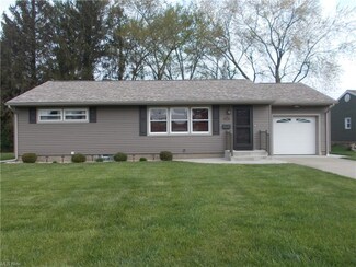 1342 Tomahawk Ln, Coshocton, OH 43812