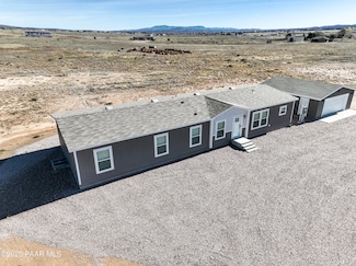26927 N Chicory Way, Paulden, AZ 86334