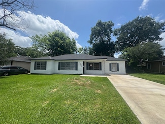 1206 Houston Ave, Pasadena, TX 77502