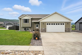14349 Wolf Creek Ct, Summerset, SD 57769