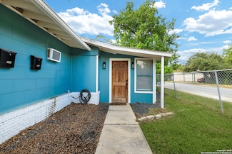 501 Westwood Dr, San Antonio, TX 78212