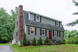 38 Dudley Rd, Townsend, MA 01469