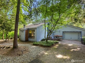 10404 116th Ave NE, Kirkland, WA 98033