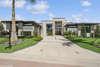 10411 Via Parma Way, Miromar Lakes, FL 33913