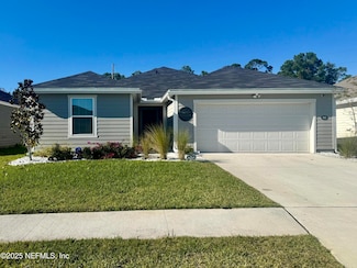 960 Panther Lake Pkwy, Jacksonville, FL 32221