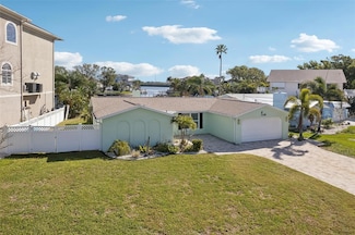104 Carlyle Cir, Palm Harbor, FL 34683