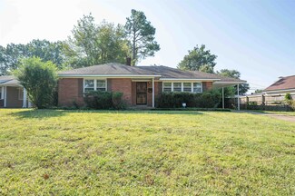 5189 Sea Isle Rd, Memphis, TN 38117
