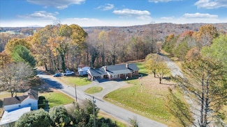 1409 Crooked Oak Rd, Rocky Mount, VA 24151
