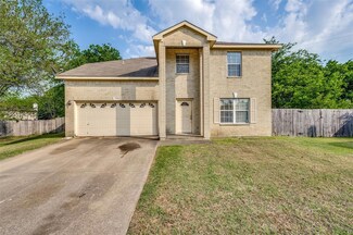 1316 Greenleaf Ct, Cedar Hill, TX 75104