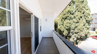 835 S Sherbourne Dr Unit 14, Los Angeles, CA 90035