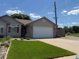 1201 E 62nd St, Sioux Falls, SD 57108