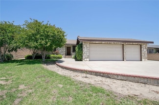 13650 Fenton Ave, Sylmar, CA 91342
