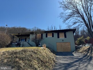 12124 Cash Valley Rd NW, Cumberland, MD 21502