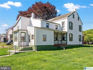 204 S Kemp St, Lyon Station, PA 19536