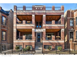 1308 W Addison St Unit 2E, Chicago, IL 60613