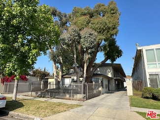 614 Myrtle Ave, Inglewood, CA 90301