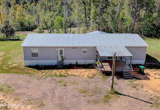 2400 Herren Rd, Utica, MS 39175