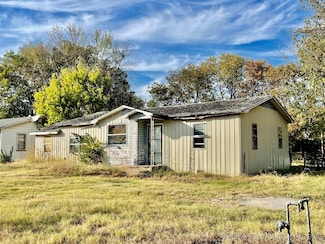 100 W Walnut Ave, Coalgate, OK 74538
