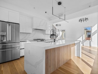 12 Deer St Unit 2, Dorchester, MA 02125