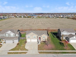 101 SW Ayden Ln, Blue Springs, MO 64064