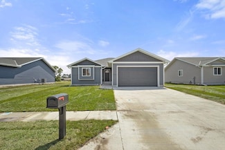 4117 12th St, Columbus, NE 68601