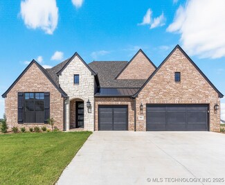 3904 S Gardenia Ave, Broken Arrow, OK 74012
