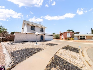 3425 Dialrock Ln, El Paso, TX 79935