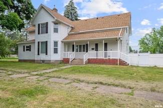 320 16th Ave N, Clinton, IA 52732