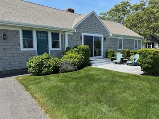 224 Menauhant Rd, East Falmouth, MA 02536