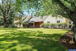 4269 Victor Point Rd NE, Silverton, OR 97381