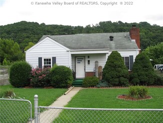 1231 Main Ave, Nitro, WV 25143