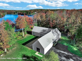 500 Pond View Way, Petersburgh, NY 12138