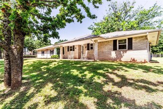 10201 Bayland Dr, Norman, OK 73026