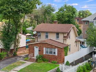 67 Willet St, Bloomfield, NJ 07003