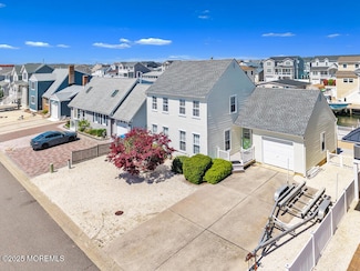 44 George Dr, Manahawkin, NJ 08050
