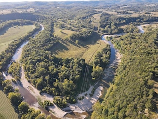 610 acres +/- Mcvey Dr, Omaha, AR 72662