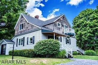 128 Hillcrest Dr, Ebensburg, PA 15931