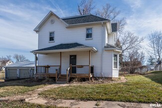 808 Jefferson Ave, Lowden, IA 52255