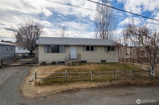 13 Electric Blvd, Electric City, WA 99123