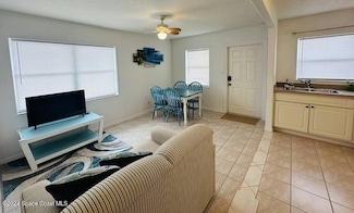 1403 S Miramar Ave, Indialantic, FL 32903