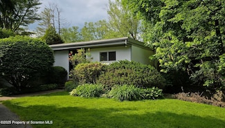 169 Church St, Falls, PA 18615