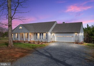 29117 Bopp Ln, Rhoadesville, VA 22542