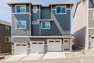 2450 Zeeden Way, Bremerton, WA 98310